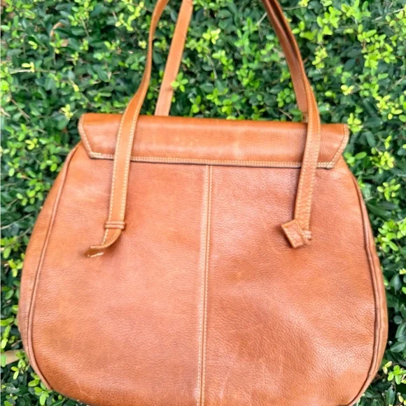 Elegant Brown Leather and Suede Women's Bag - Picture 9 of 11